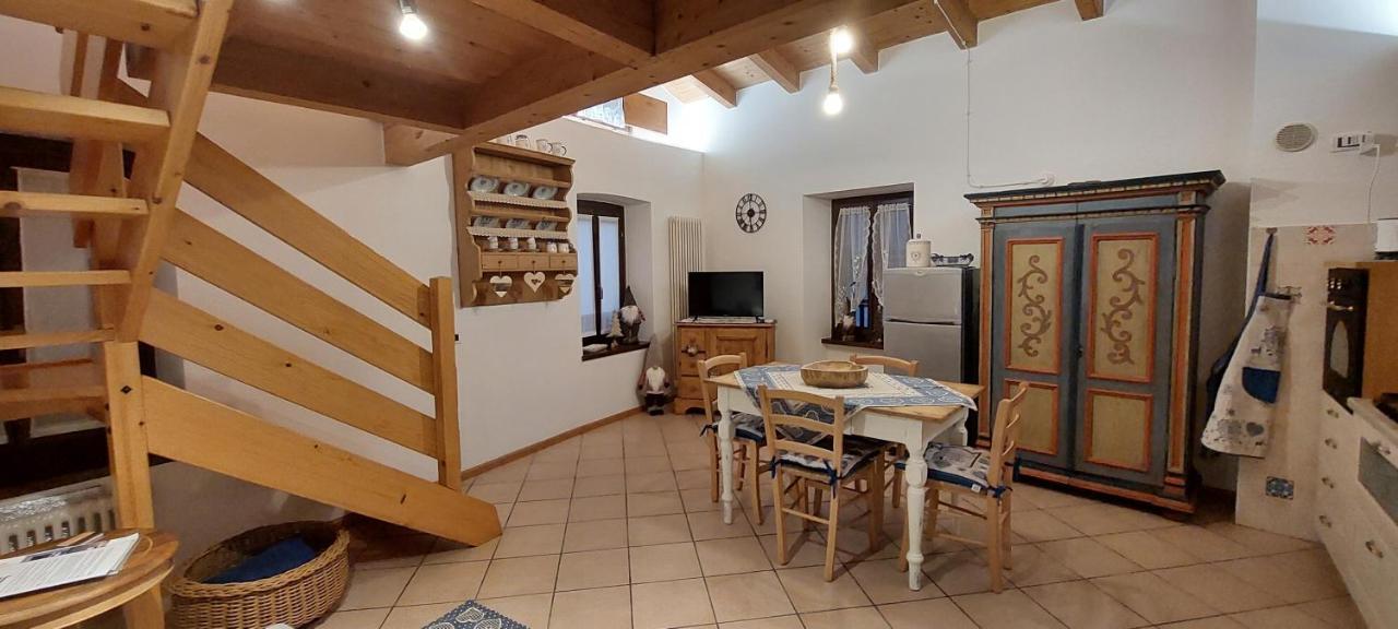 Loft Della Perpetua Di Casa Bernardi, Fuga Romantica Petfriendly Montagnaga  Ngoại thất bức ảnh
